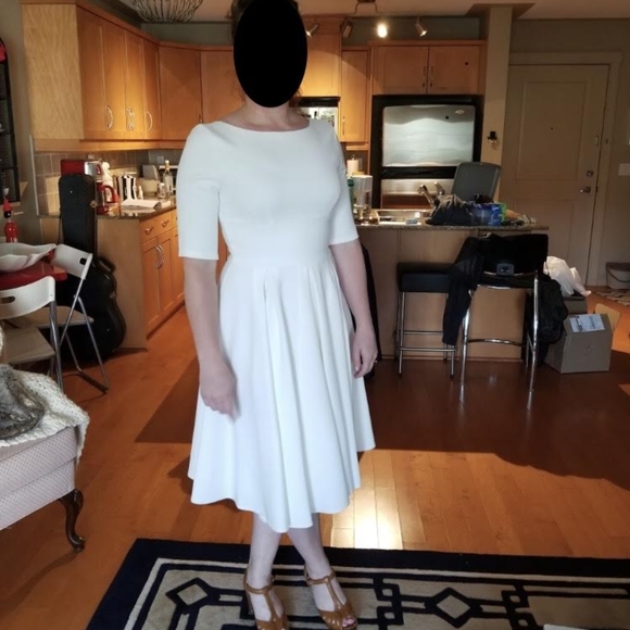 Unique Vintage Ivory Crepe Sleeved Hepburn Swing Dress - Picture 6 of 7